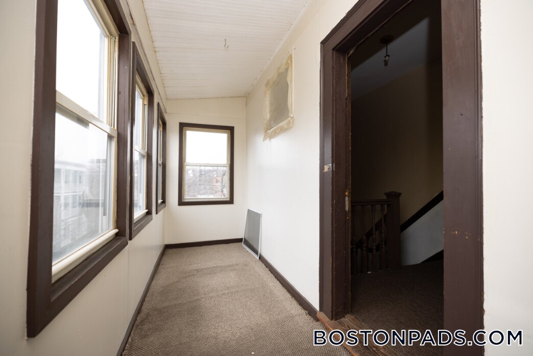 Building Photo - 339 Allston St