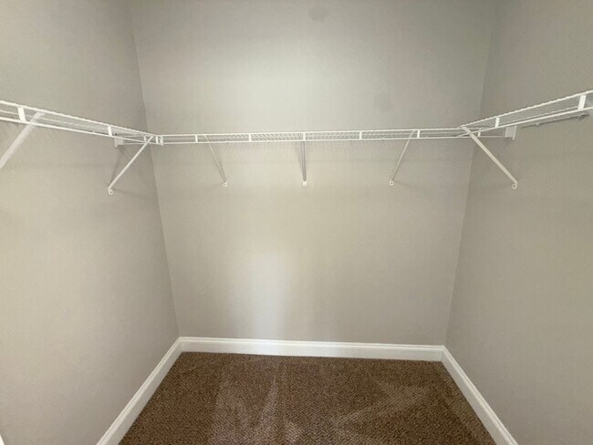 Building Photo - Renovated Cornelius Condo | Two Covered Balconies | Walk to Downtown & Antiquity | Lake Norman Area