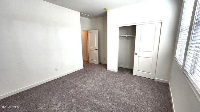 Building Photo - 2934 E Augusta Ave