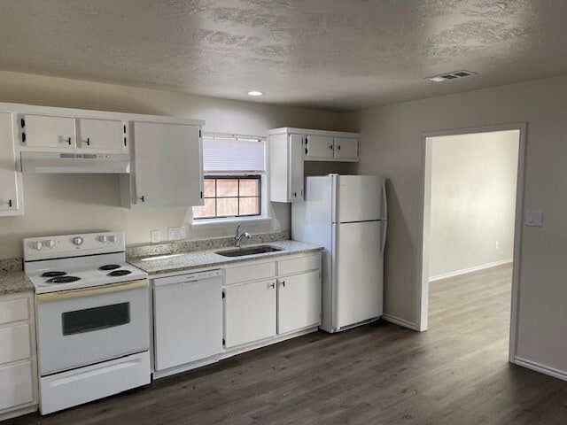 New dishwasher and refrigerator - 309 S Avenue C