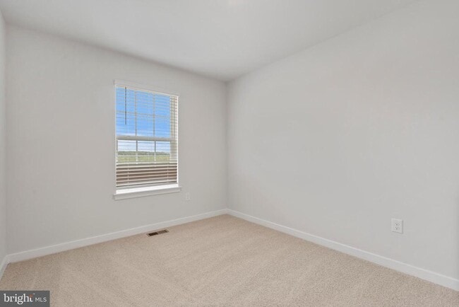 Building Photo - 16639 Green Glade Dr