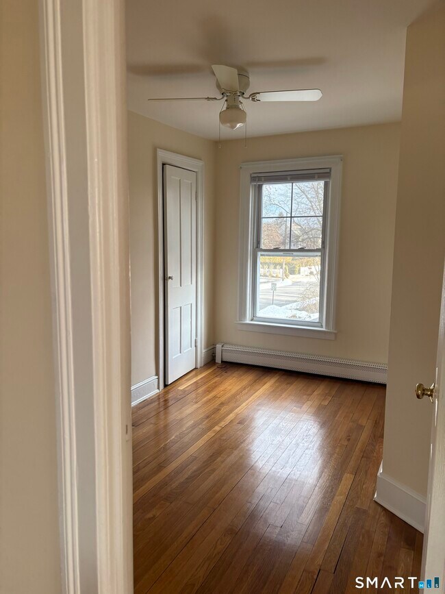 Building Photo - 95 Pennsylvania Ave