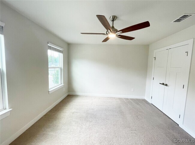 Building Photo - 6331 Sagamore Way