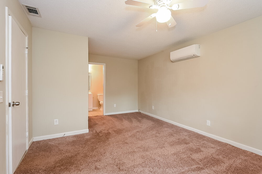 Building Photo - 4230 Senoa Dr