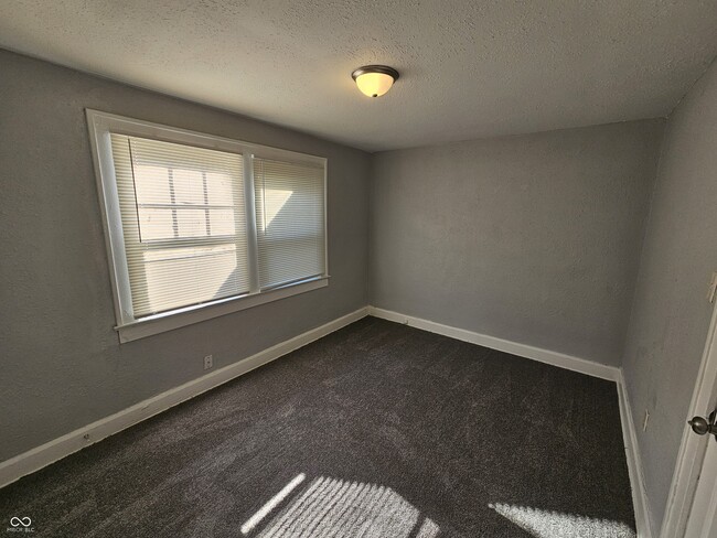 Building Photo - 3537 N Capitol Ave