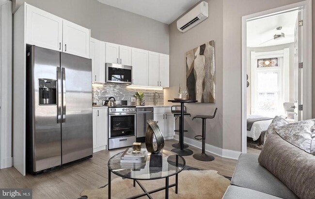 Building Photo - 459 Massachusetts Ave NW