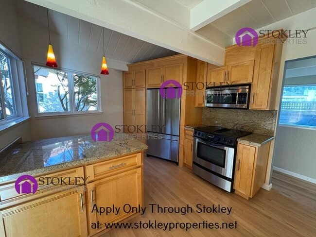 Building Photo - 155 Farallon Ct