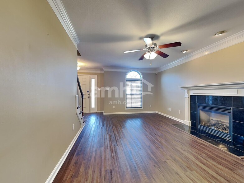 Building Photo - 5716 Capeside Ln