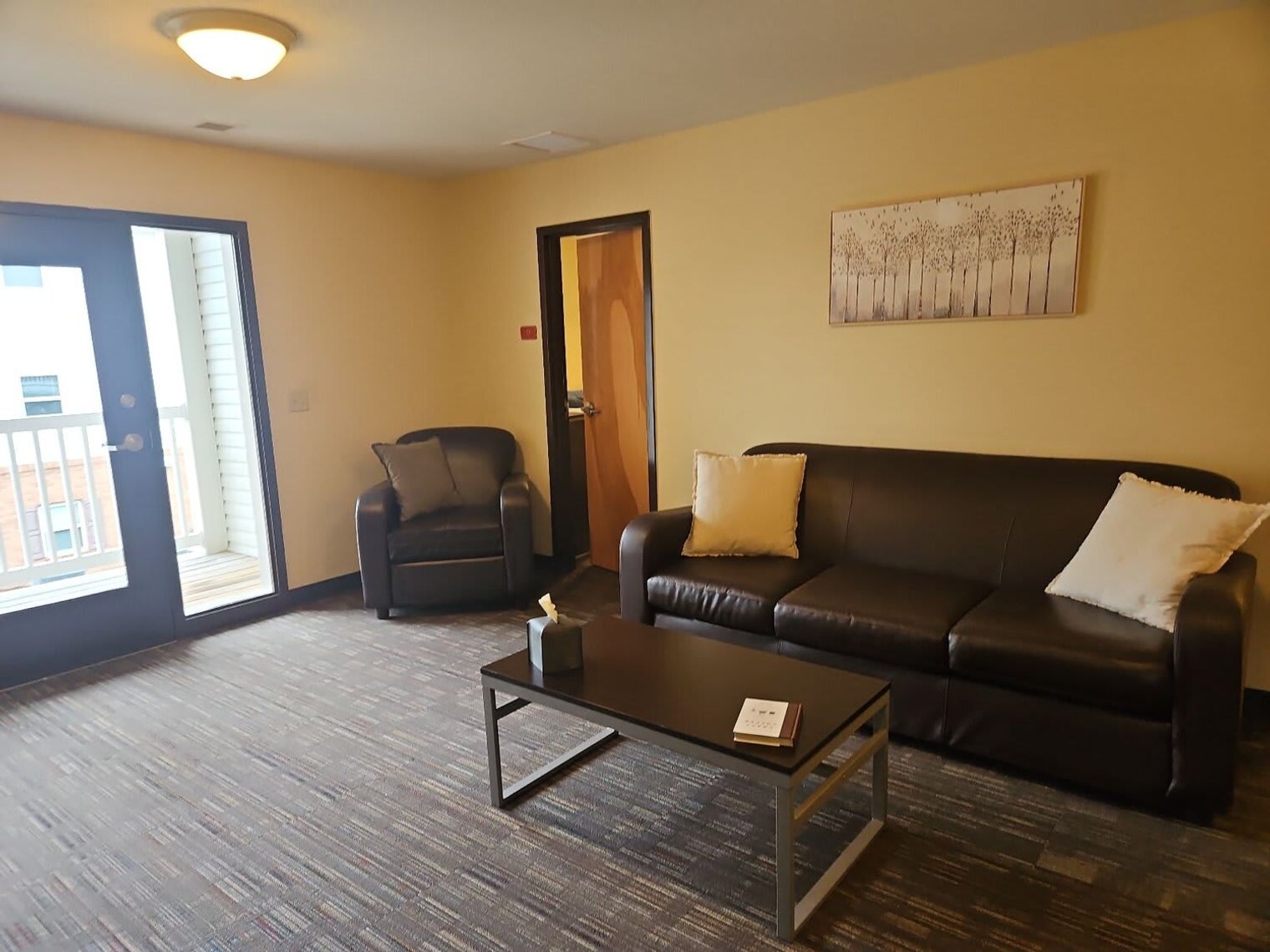 Building Photo - 1695 N Lexington-Springmill Rd