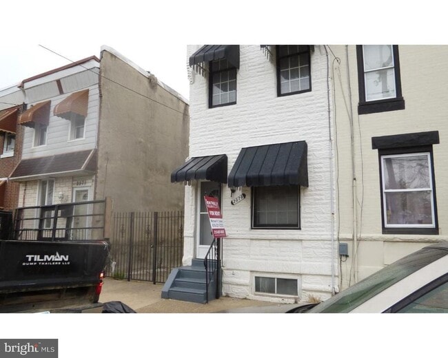 Building Photo - 2575 E Huntingdon St