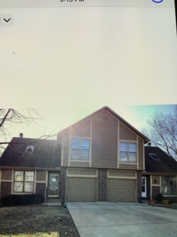 Building Photo - 12942 S Blackfoot Dr