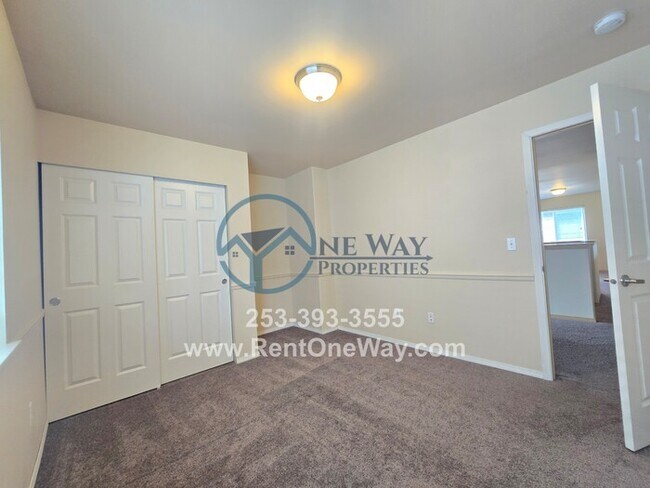 Building Photo - 15410 87th Ave E