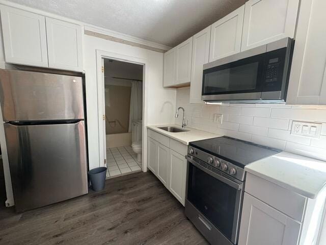 Building Photo - 7918 Holly Hills Dr