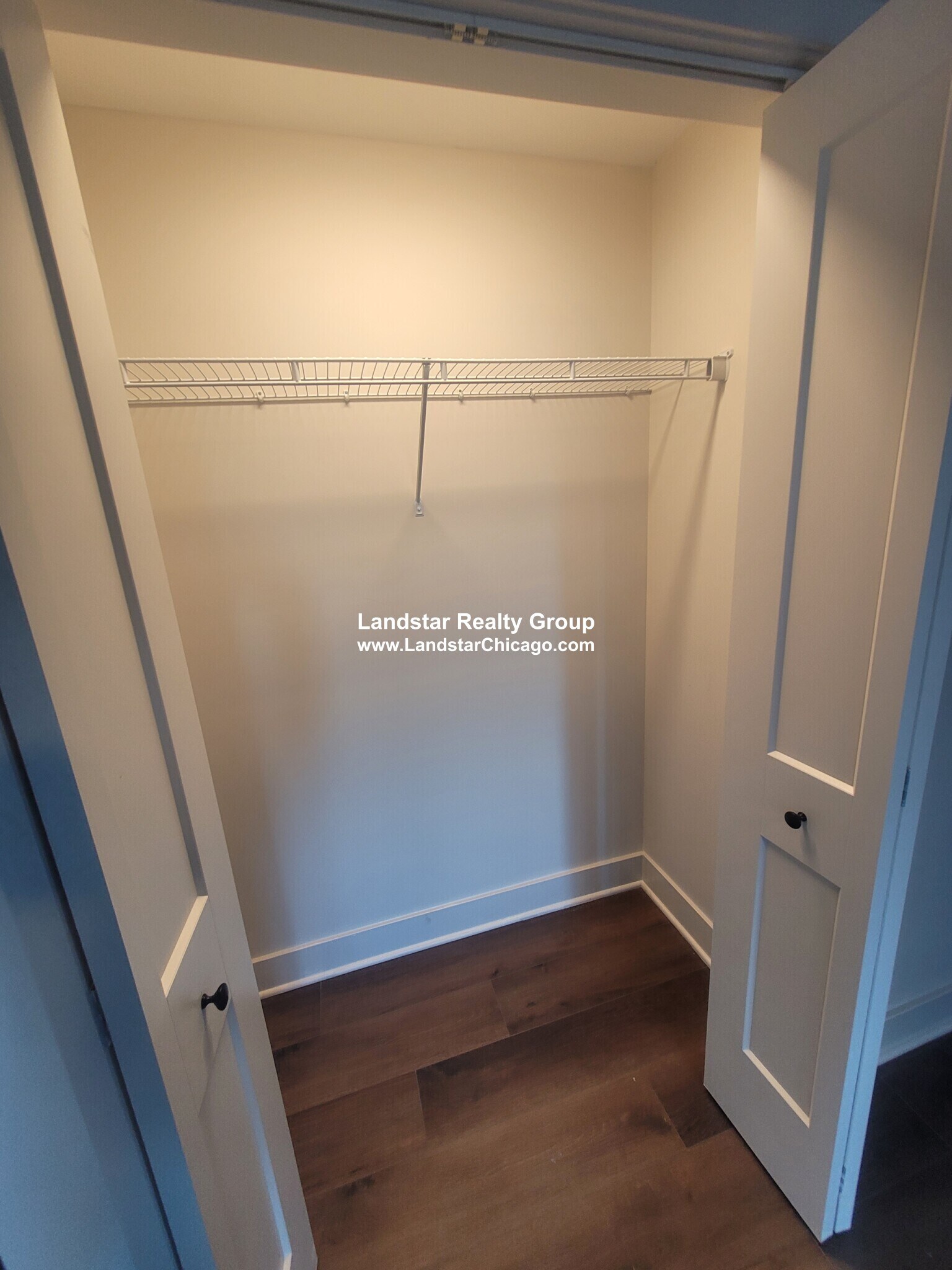 Building Photo - 1241 Chicago Ave