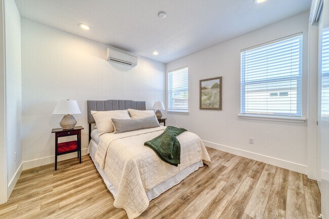 Building Photo - Phase 1 Bungalow Rental - Lot D40 Main