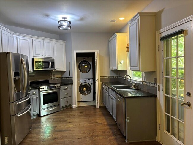 Building Photo - 3935 Melody Mizer Ln