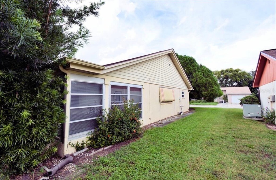 Building Photo - 8504 Sunflower Ln