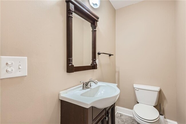 Building Photo - 109 Rondak Cir