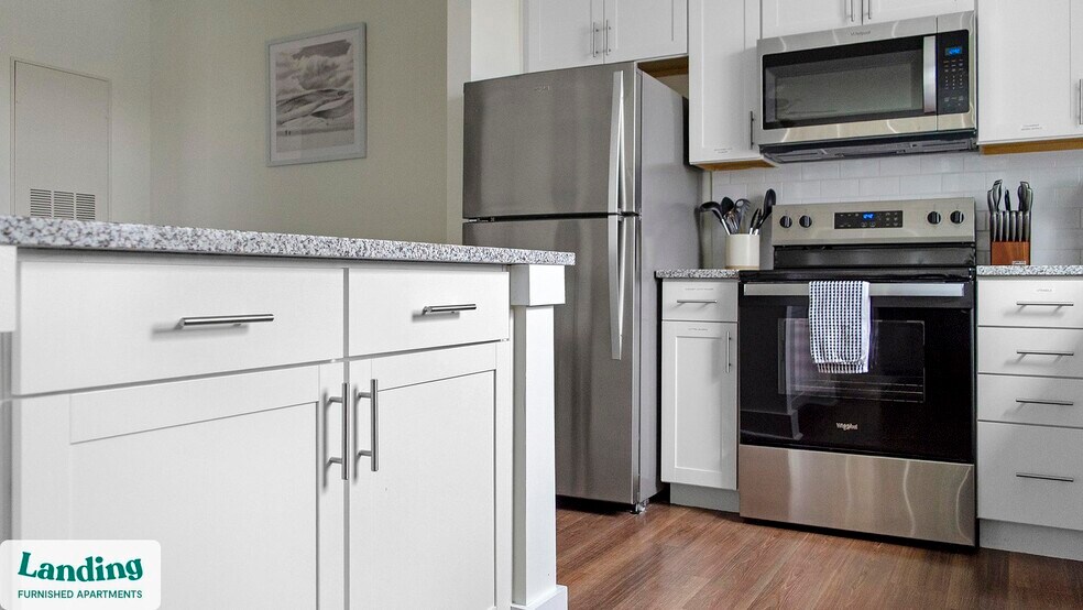 Building Photo - 901 Kelly Green Ln