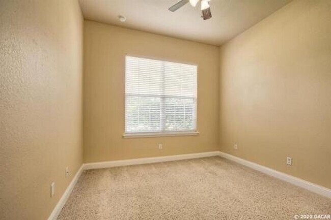 Building Photo - Beautiful 4-Bedroom Home in Willow Oaks Plantation