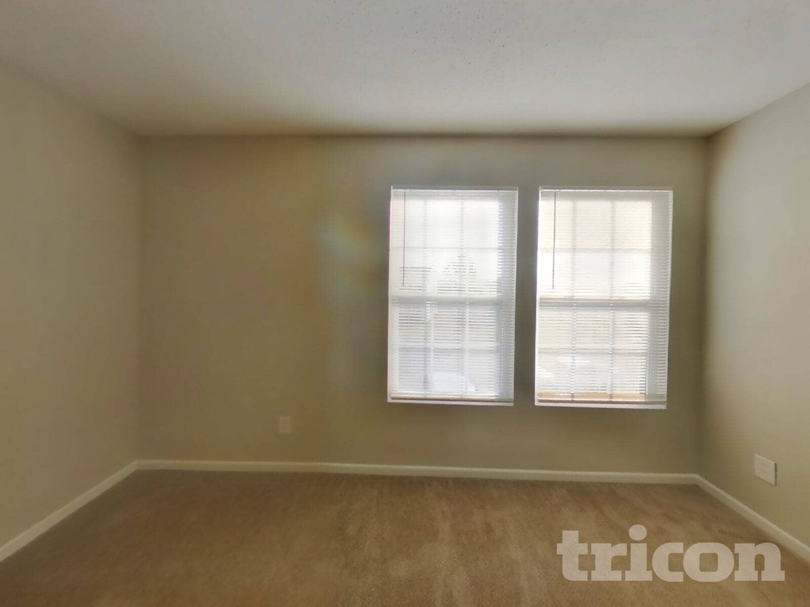 Building Photo - 2934 Ludwig Dr