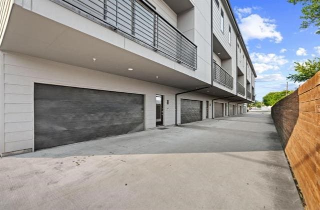 Primary Photo - 1715 Bennett Ave