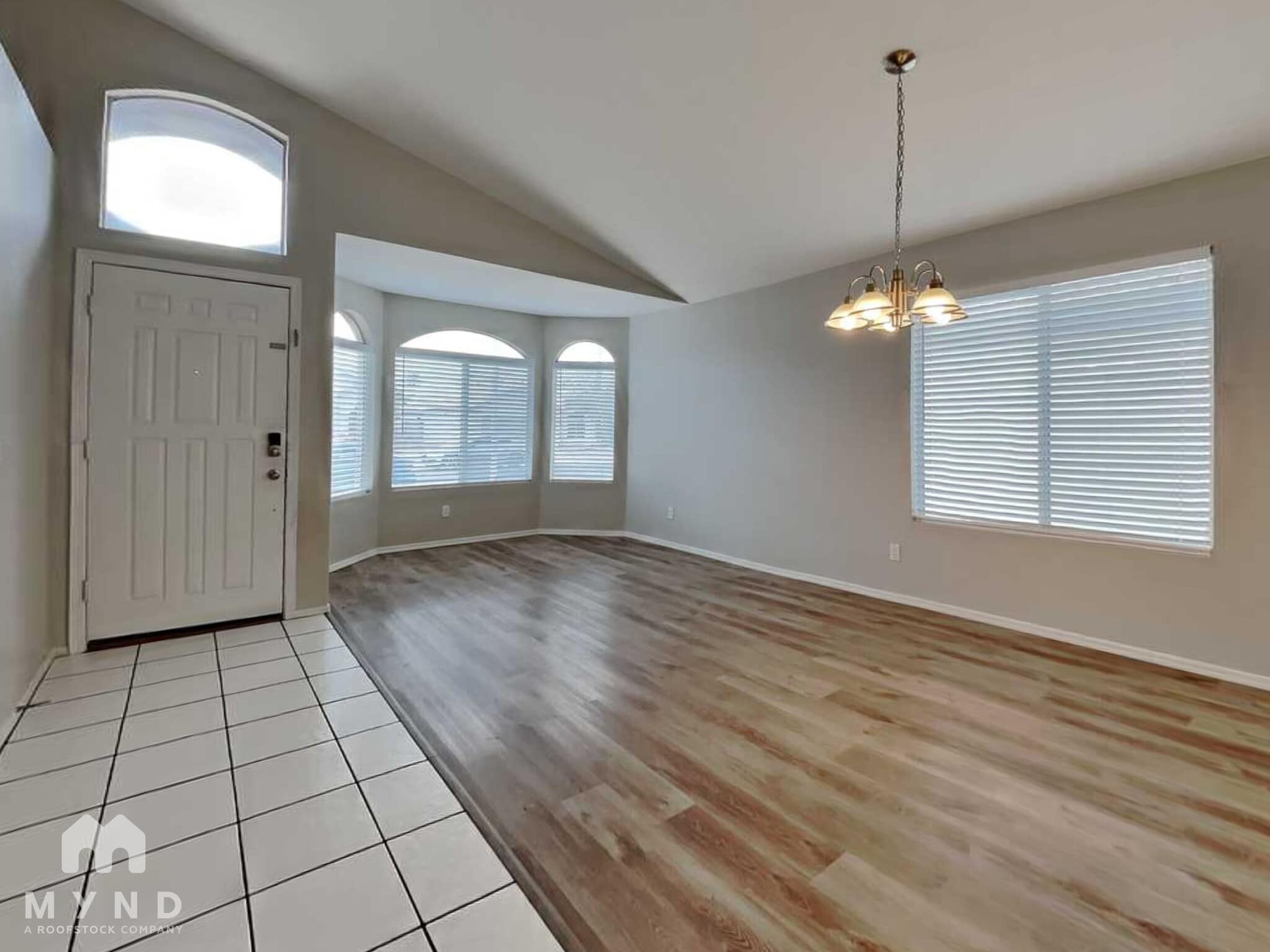 Building Photo - 1045 W Todd Dr