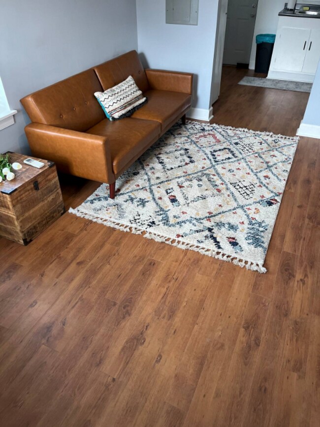 Building Photo - Charming Fully Furnished 1 Bedroom Cottage in Downtown Augusta – All Utilities Included!