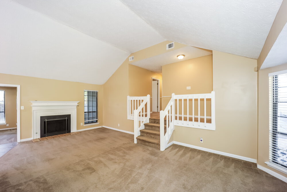 Building Photo - 5818 Northfield Dr