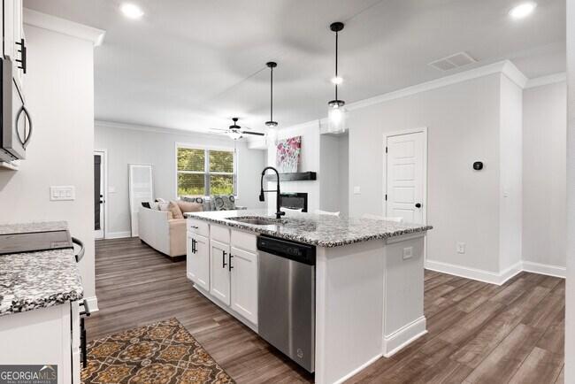 Building Photo - 4635 Cypress Pk Dr
