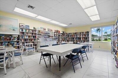 Building Photo - 2723 Dudley Dr W