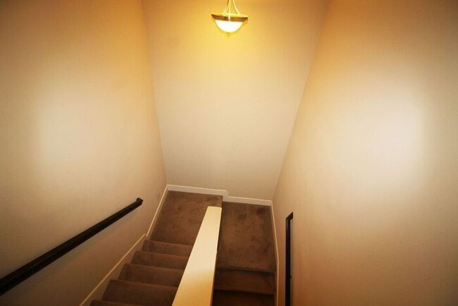 Building Photo - 523 High Tech Dr