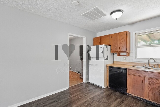 Building Photo - 2591 Millrace Dr