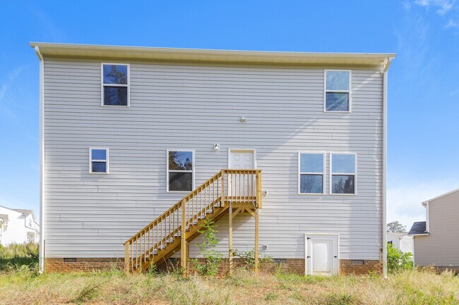 Building Photo - 6386 Century Ln