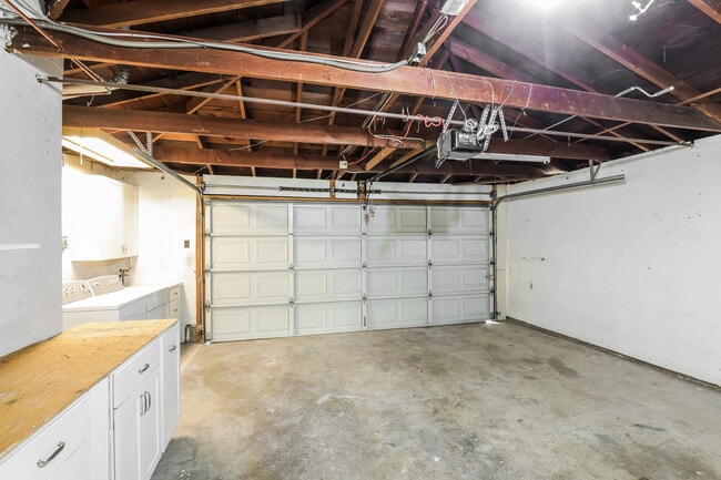 Building Photo - 5577 Ohio Ct