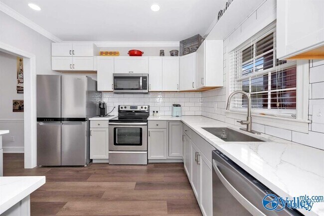 Building Photo - 4770 Whitesburg Dr
