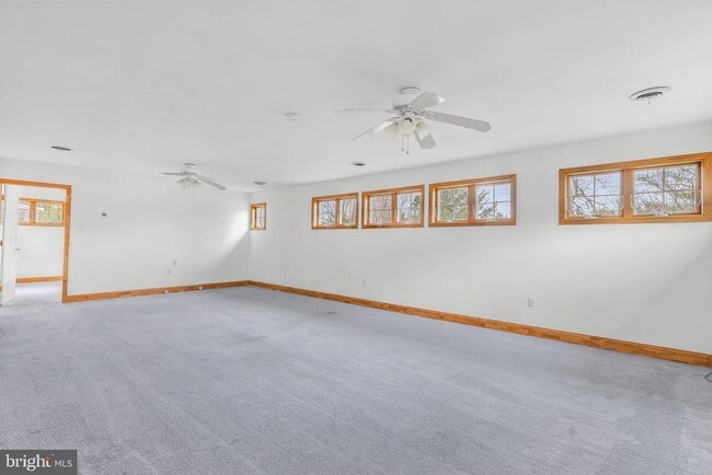 Building Photo - 217 N Providence Rd