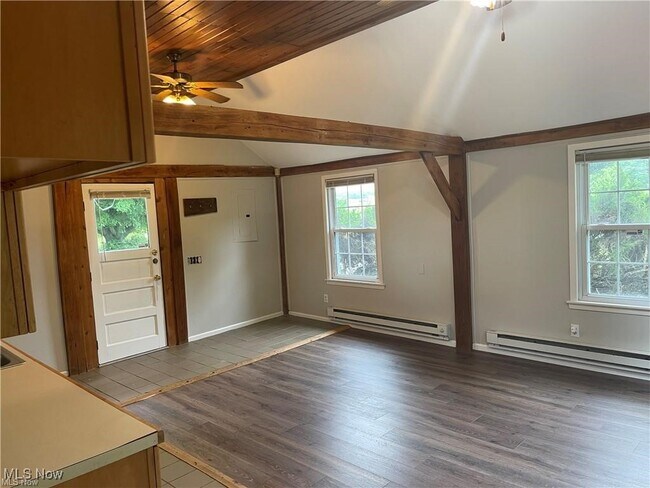 Building Photo - 12676 Main Market Rd