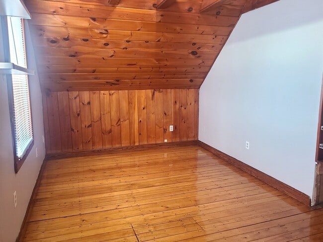 Building Photo - 30 South St