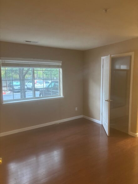 Building Photo - 5431 Sanchez Dr