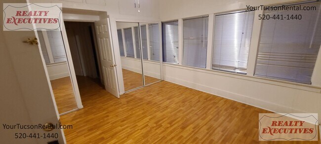 Building Photo - Speedway Blvd