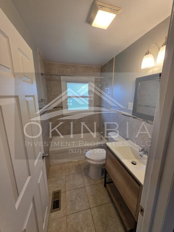 Building Photo - 4915 Rockland Dr