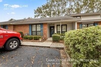 Building Photo - 72 Indigo Ln