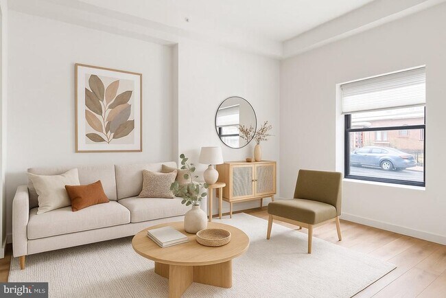 Building Photo - 610 S 6th St