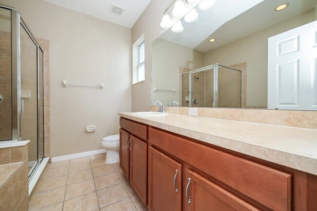 Building Photo - 10306 Greystone Ridge Ct