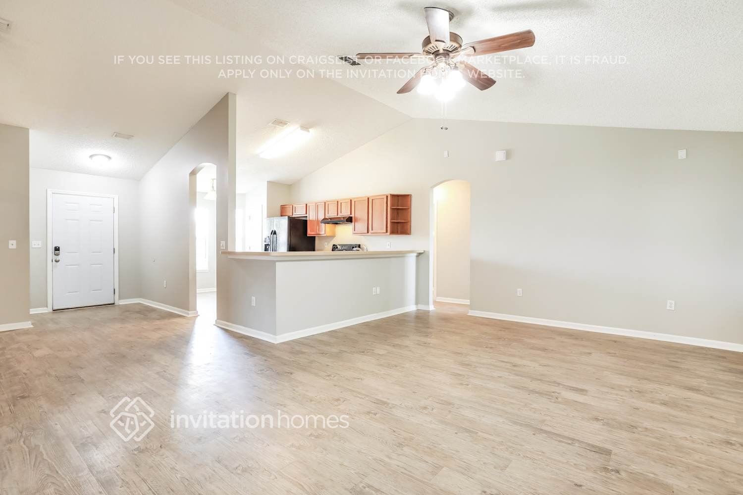 Building Photo - 9785 Oxford Station Dr