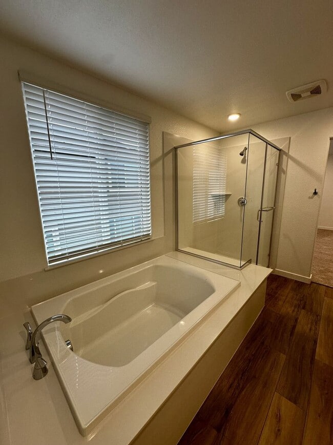 Building Photo - **RENT SPECIAL** - $1000 off! - Gorgeous Brand-New Lincoln Home - Available Now!