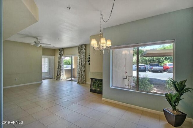 Building Photo - 11260 N 92nd St