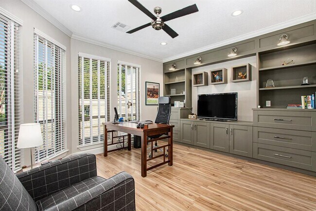 Building Photo - 807 Spear Point Cove