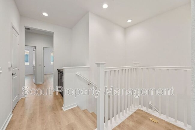 Building Photo - 39529 Tannat Dr